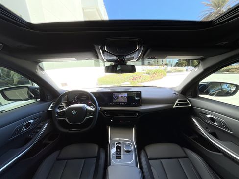 Certified 2025 BMW 330i Sedan image 12