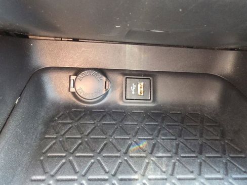 Used 2024 Toyota RAV4 XLE FWD image 24