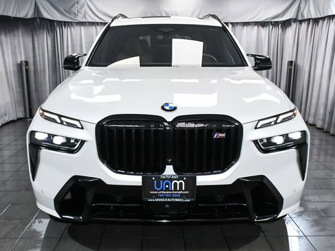 Used 2026 BMW X7 M60i AWD/4WD image 2