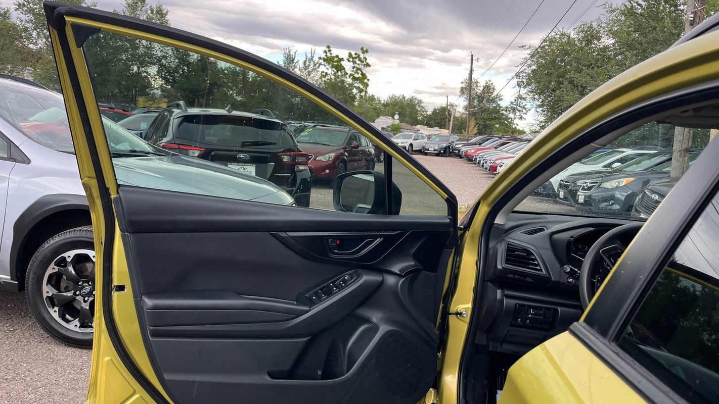Used 2021 Subaru Crosstrek 2.0i AWD/4WD image 10