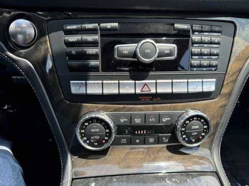 Used 2016 Mercedes-Benz SL 400 image 32