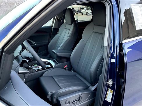 New 2025 Audi Q5 Premium Plus image 9