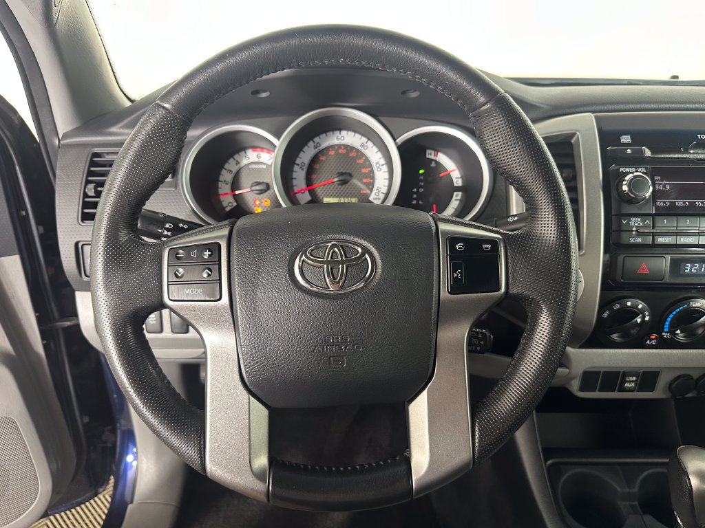 Used 2012 Toyota Tacoma 4x4 Access Cab V6 w/ SR5 Pkg image 10