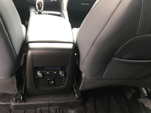 Used 2018 Buick Enclave Essence w/ Trailering Package AWD/4WD image 14