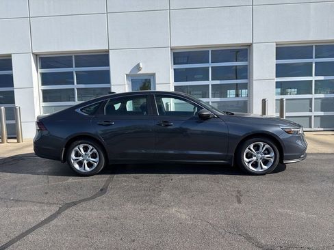 Used 2025 Honda Accord LX image 3