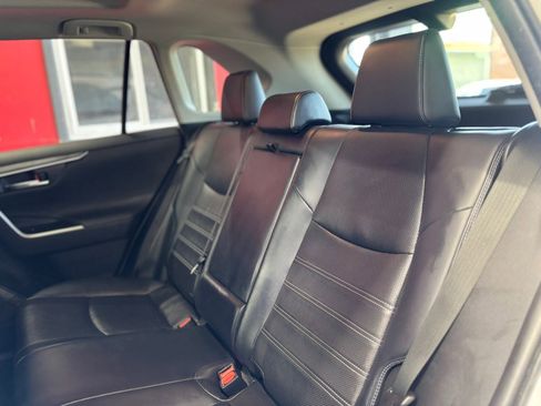 Used 2019 Toyota RAV4 Limited w/ Advanced Technology Package AWD/4WD image 11