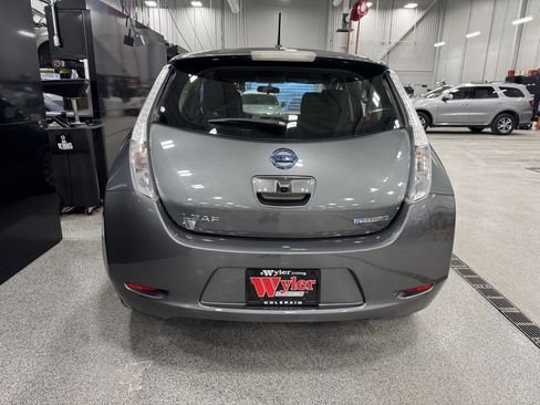 Used 2017 Nissan Leaf S w/ Charge Package image 32