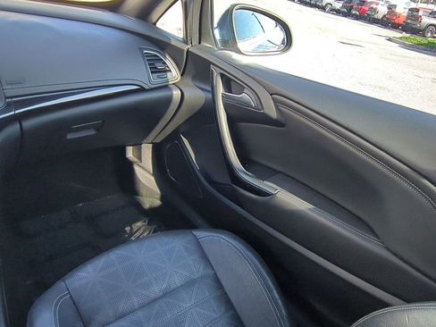 Used 2016 Buick Cascada Premium image 16