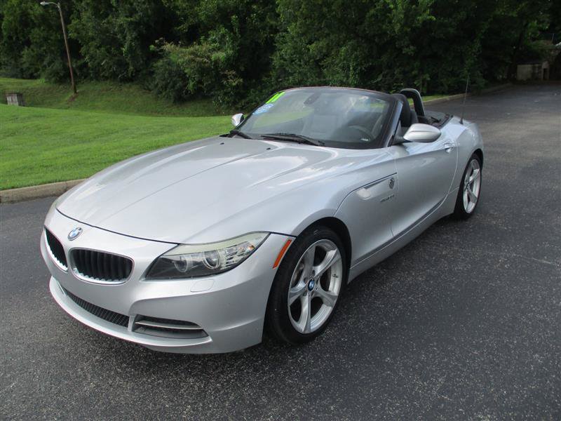 Used 2011 BMW Z4 sDrive30i RWD image 3