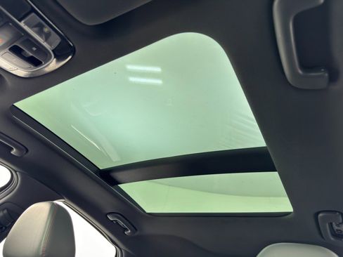 Used 2022 Hyundai Sonata SEL Plus w/ Preferred Accessory Package image 11