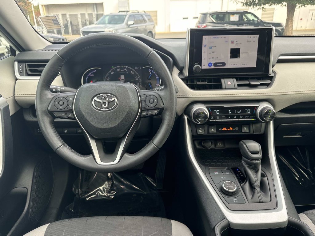Used 2024 Toyota RAV4 XLE w/ Convenience Package AWD/4WD image 20