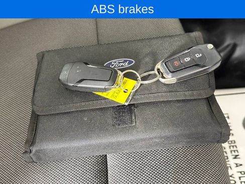 Used 2016 Ford F150 XL w/ Equipment Group 101A Mid AWD/4WD image 18