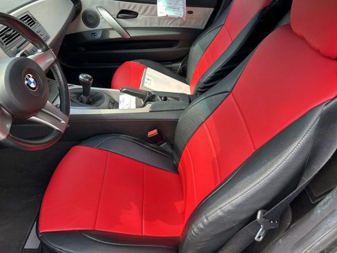 Used 2003 BMW Z4 2.5i RWD image 9