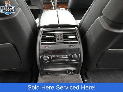 Used 2014 BMW 750i image 36
