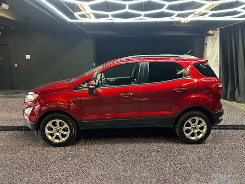 Used 2019 Ford EcoSport SE w/ SE Convenience Package image 4