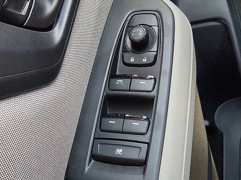 Certified 2026 Subaru Forester AWD/4WD image 22