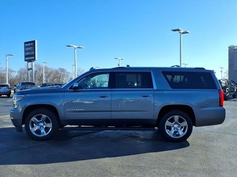 Used 2019 Chevrolet Suburban Premier image 10
