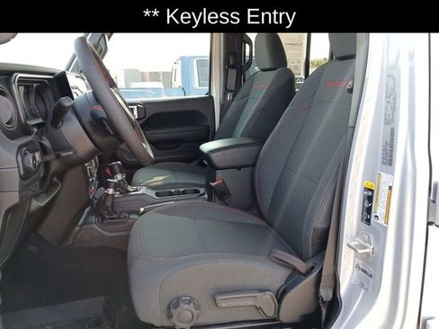 New 2024 Jeep Wrangler Unlimited Rubicon w/ Technology Group image 12