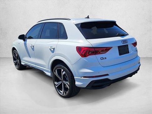 Used 2024 Audi Q3 2.0T Premium Plus w/ Premium Plus Package AWD/4WD image 8