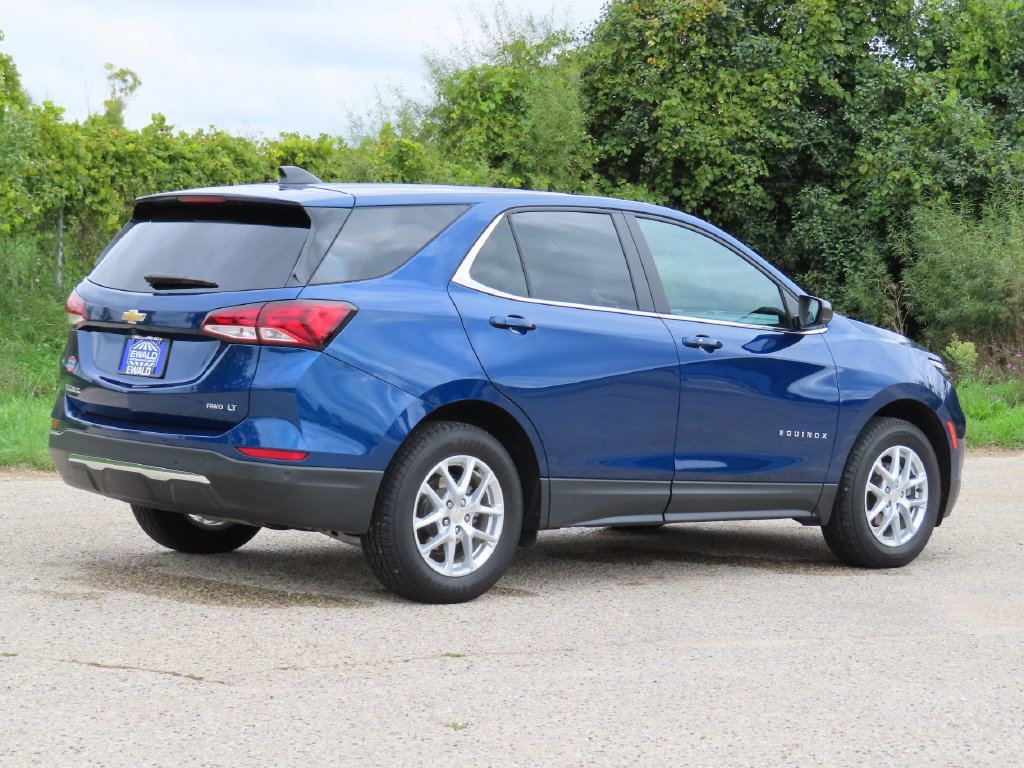 Certified 2023 Chevrolet Equinox LT AWD/4WD image 3