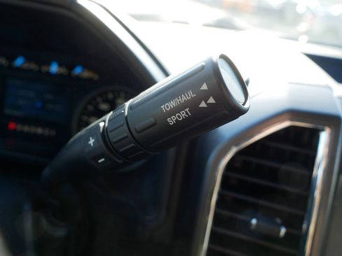 Used 2016 Ford F150 XLT w/ Equipment Group 302A Luxury image 26