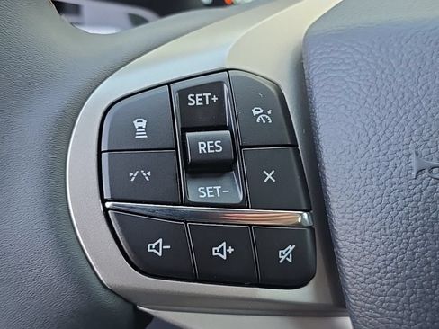 New 2026 Ford Explorer Active RWD image 28