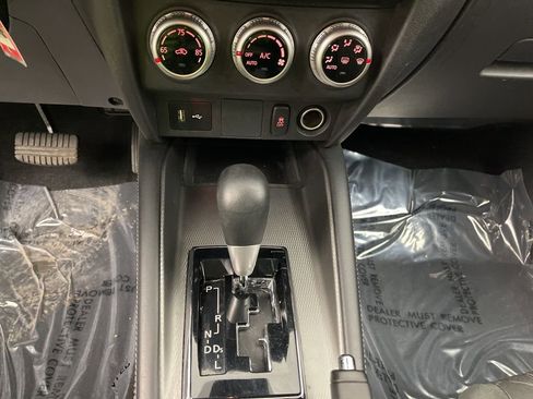 Used 2024 Mitsubishi Outlander Sport ES image 13