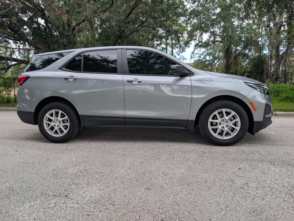 Used 2024 Chevrolet Equinox LS w/ LS Convenience Package FWD image 10