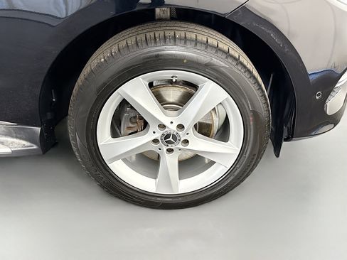 Used 2017 Mercedes-Benz GLE 350 w/ Premium 1 Package image 31