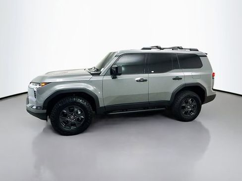 Used 2024 Lexus GX 550 image 4