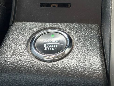 Used 2020 Ford F150 Lariat RWD image 13