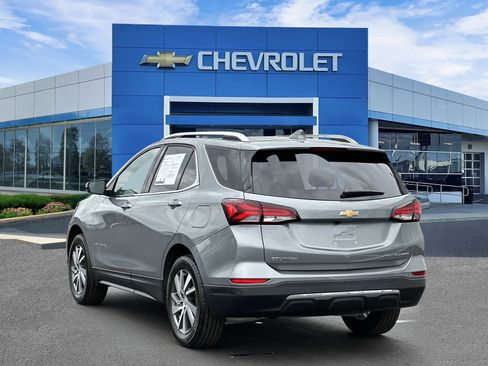 Certified 2024 Chevrolet Equinox Premier AWD/4WD image 3