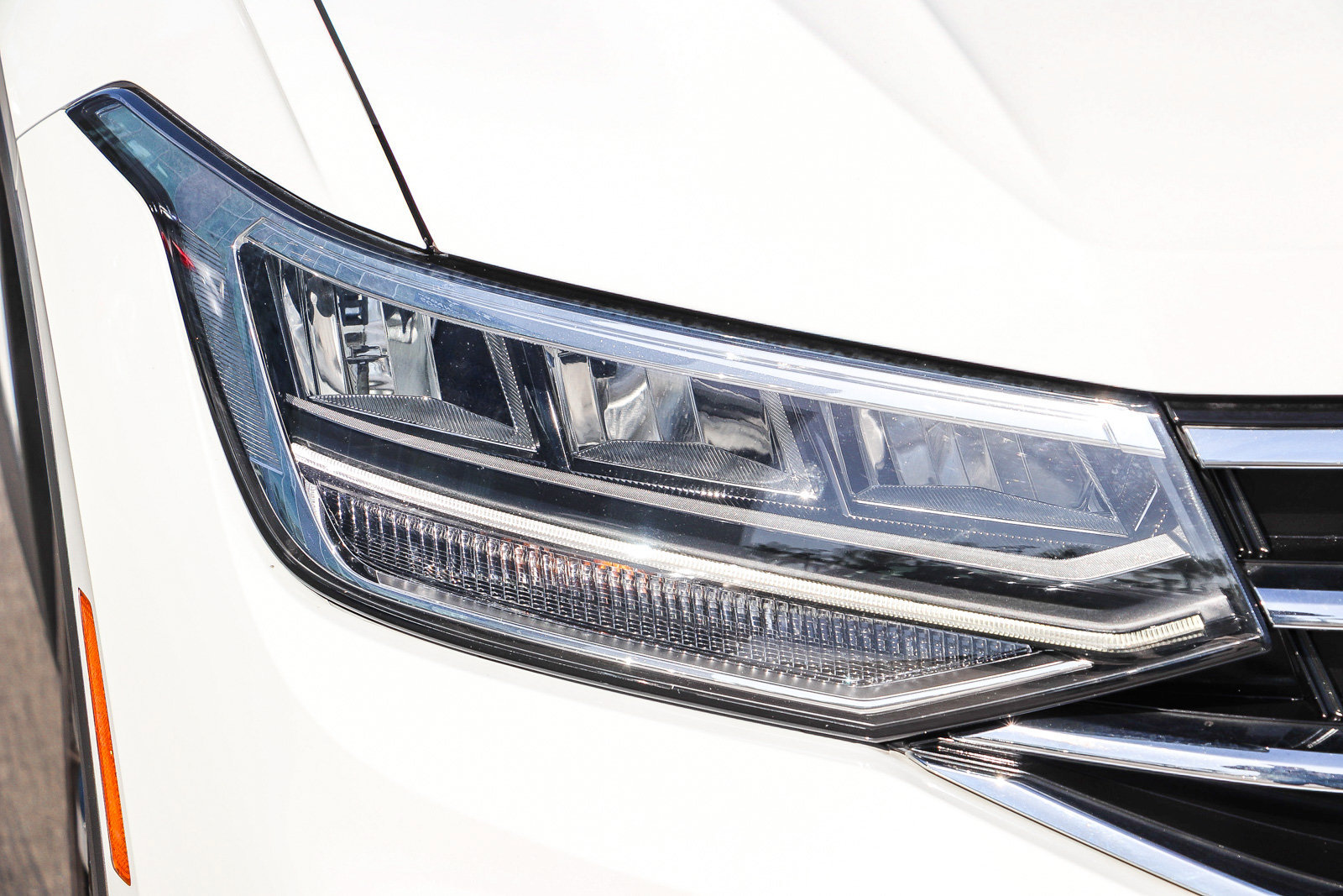 Used 2022 Volkswagen Tiguan S FWD image 4