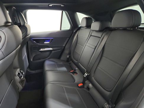 New 2026 Mercedes-Benz GLC 300 image 8