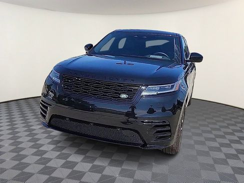 New 2025 Land Rover Range Rover Velar Dynamic SE image 3
