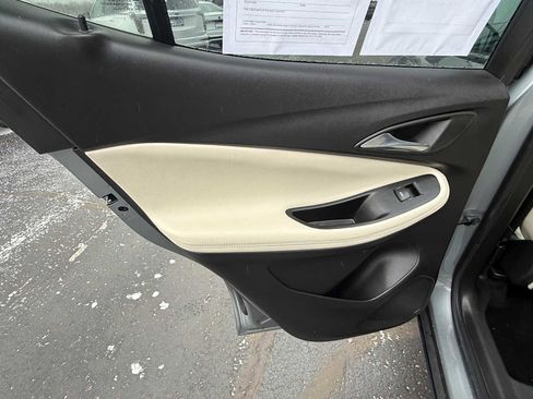 Used 2023 Buick Encore GX Essence w/ Experience Buick Package image 18