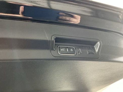 Used 2026 Ford Explorer Platinum w/ LUX Leather Package AWD/4WD image 36