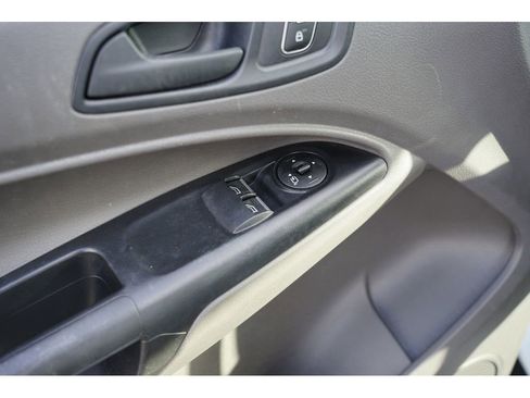 Used 2021 Ford Transit Connect XL image 17