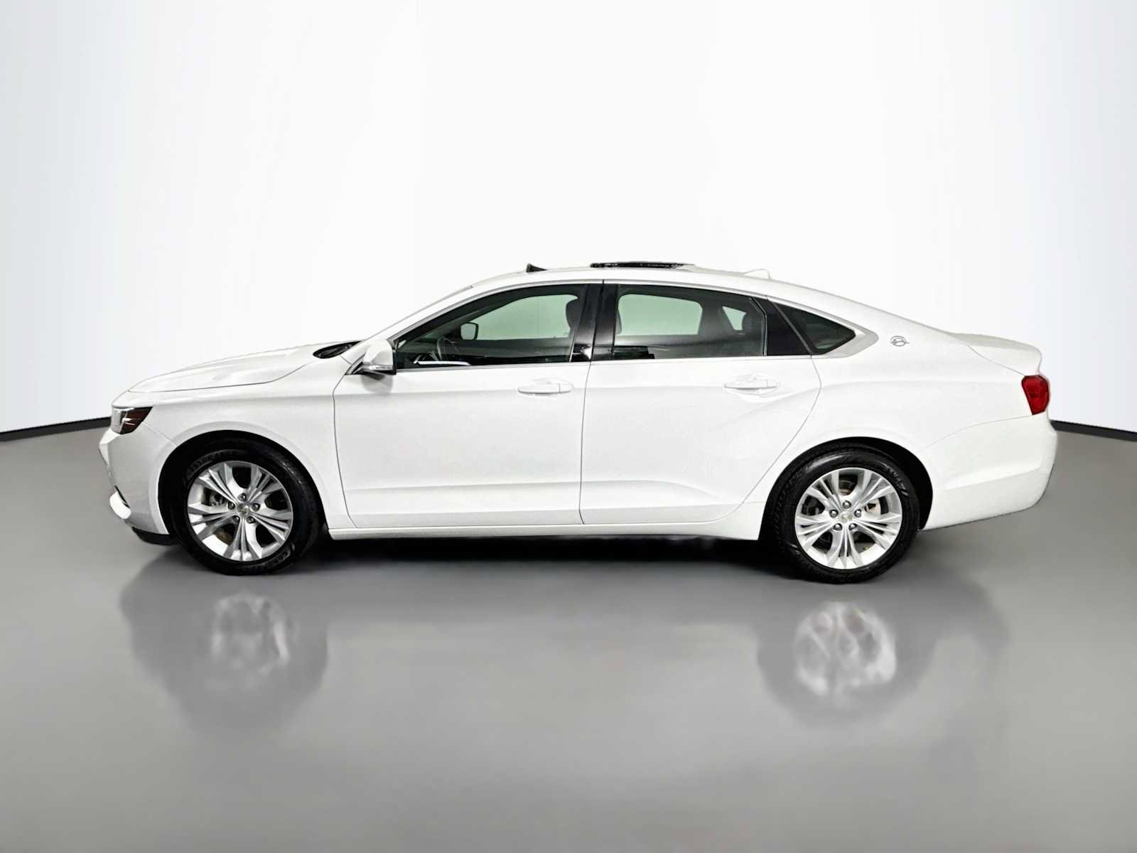 Used 2014 Chevrolet Impala LT w/ Convenience Package FWD image 3