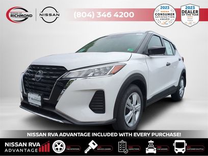 New 2025 Nissan Kicks Play S