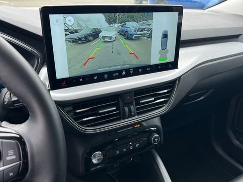 Used 2025 Ford Escape Platinum image 25