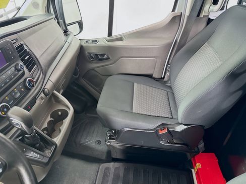 Used 2025 Ford Transit 250 Low Roof w/ Exterior Upgrade Package RWD image 21