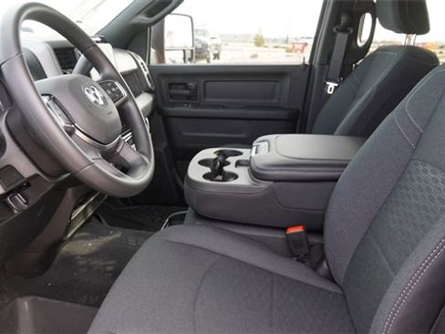 New 2026 RAM 2500 Tradesman image 17