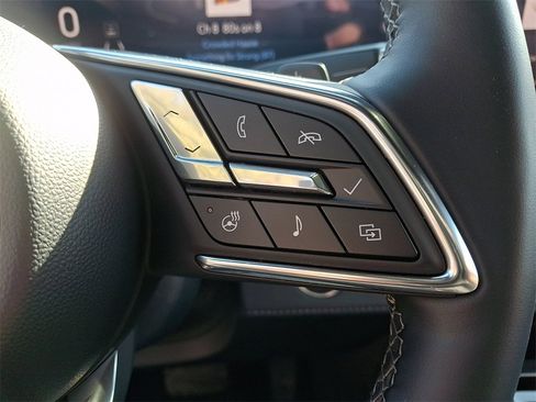 Certified 2025 Buick Enclave Preferred image 21