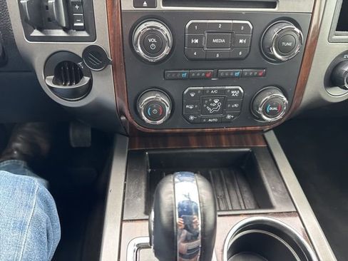 Used 2017 Ford Expedition EL Platinum RWD image 41