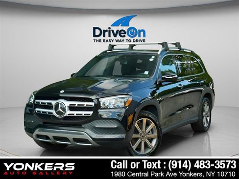 Used 2022 Mercedes-Benz GLS 450 4MATIC image 2