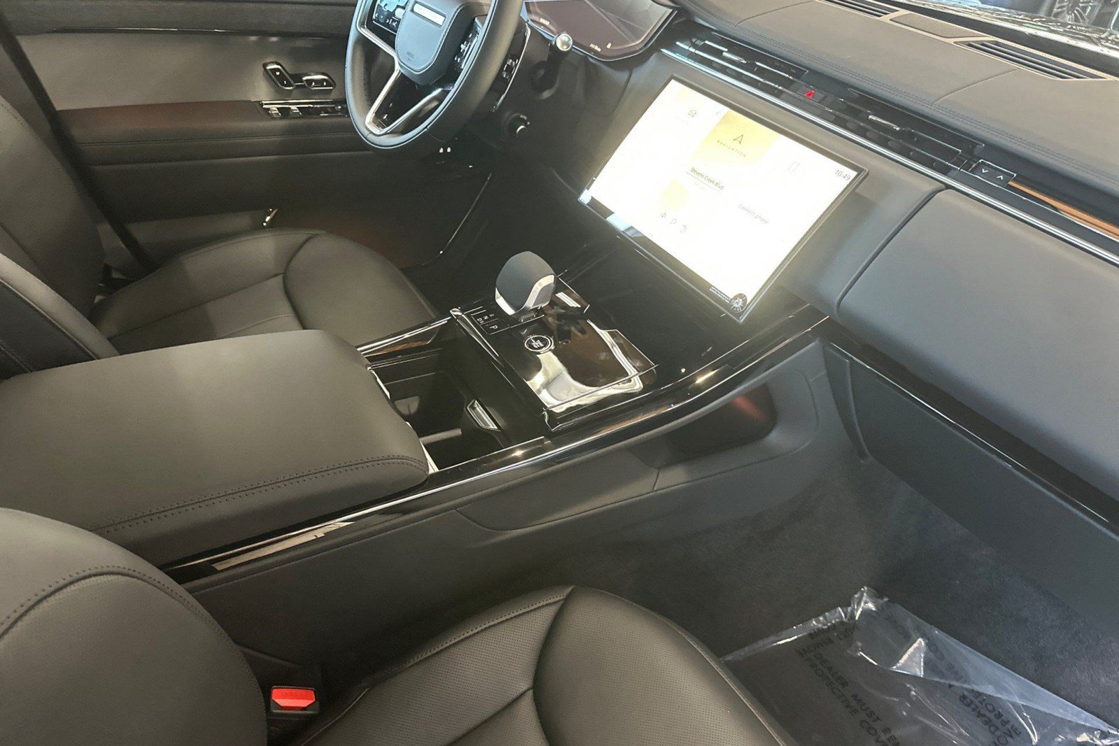 New 2027 Land Rover Range Rover Sport SE AWD/4WD image 29