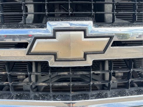 Used 2008 Chevrolet Silverado 2500 LT w/ 1LT Convenience Package RWD image 9