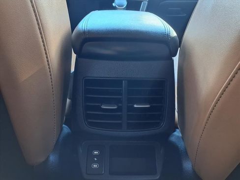 Used 2024 Kia Seltos EX image 23