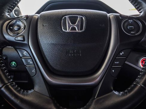 Used 2019 Honda Ridgeline RTL-T image 16
